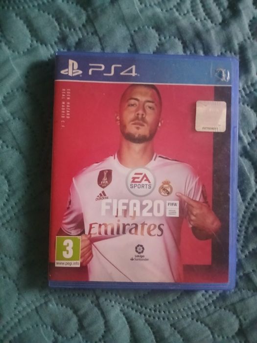 Vând controller ps4+ 4 jocuri