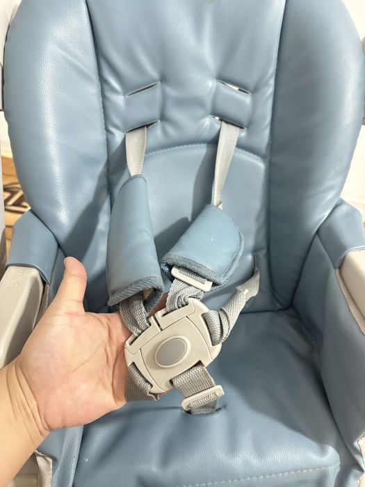 стульчик для кормление , совсем новый состояние отличное