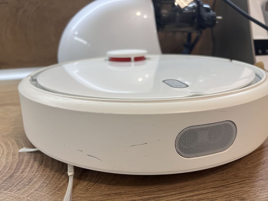 Робот прахосмукачка