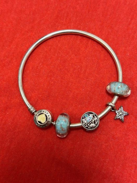 Браслет PANDORA оригинал, новый.