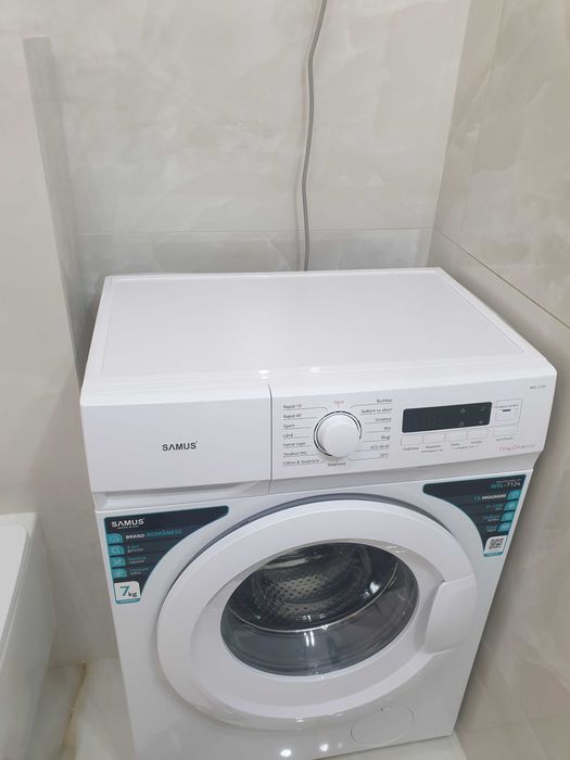 Inchiriez apartament
