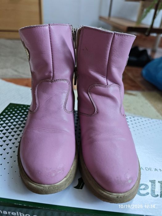 Ghete roz din piele naturala Marelbo