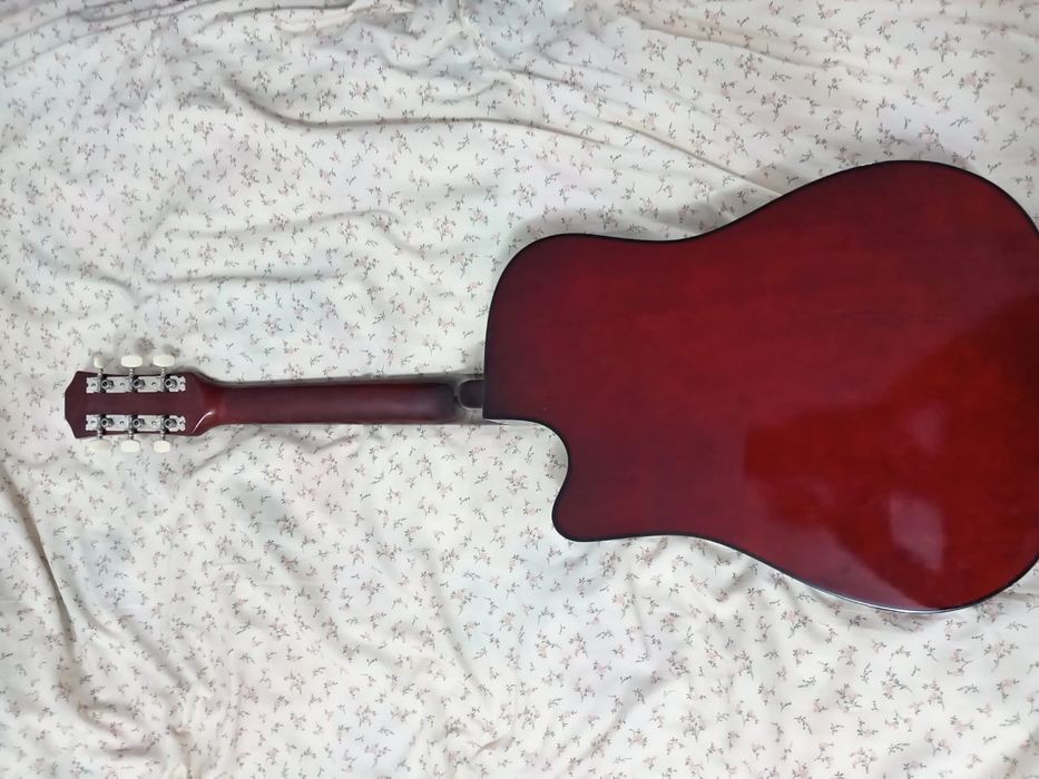 Гитара Акустикалық,чехолмен