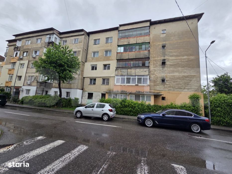 Apartament 3 camere, 80 mp, zona Micro 12