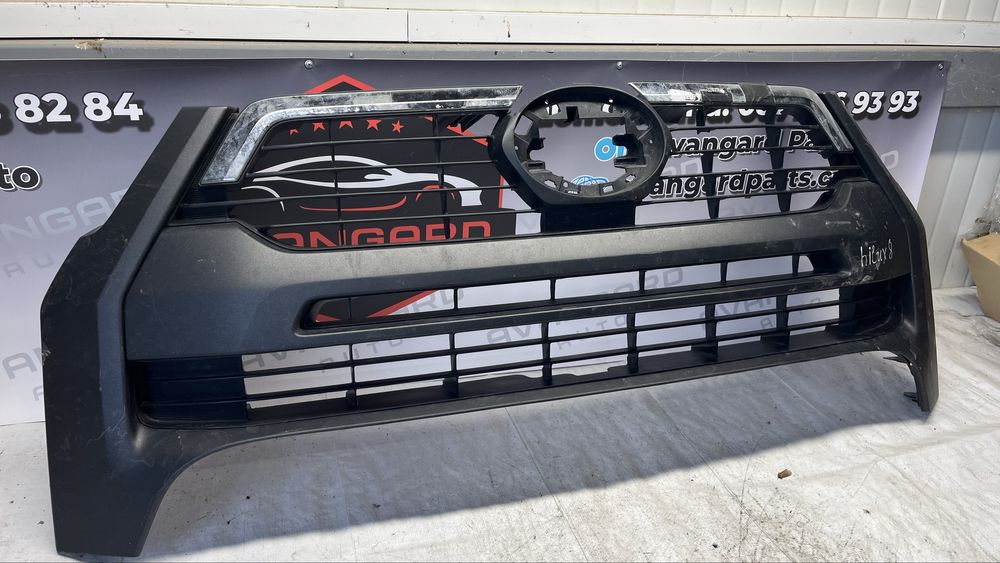 Toyota Hilux 2020- предна решетка