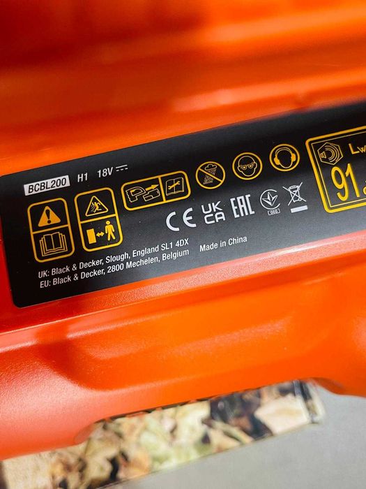 Suflanta BLACK+DECKER 18V-2,0AH, 145 km/h