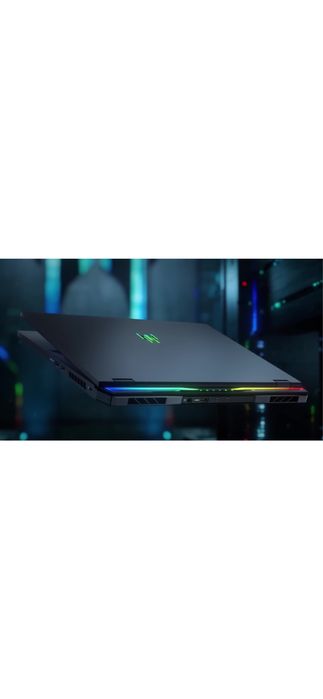 Ma vinde: Laptop Gaming Acer Predator Helios 18