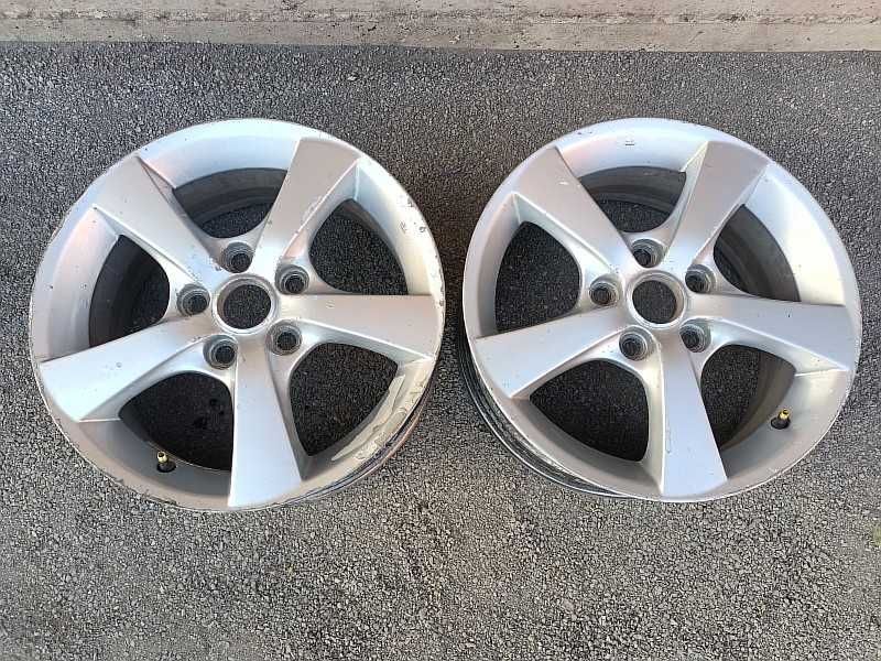 Продам оригинальные легкосплавные диски на Mazda