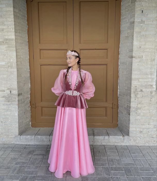 Balzhan Yerserik-тен дизайнерлік көйлек