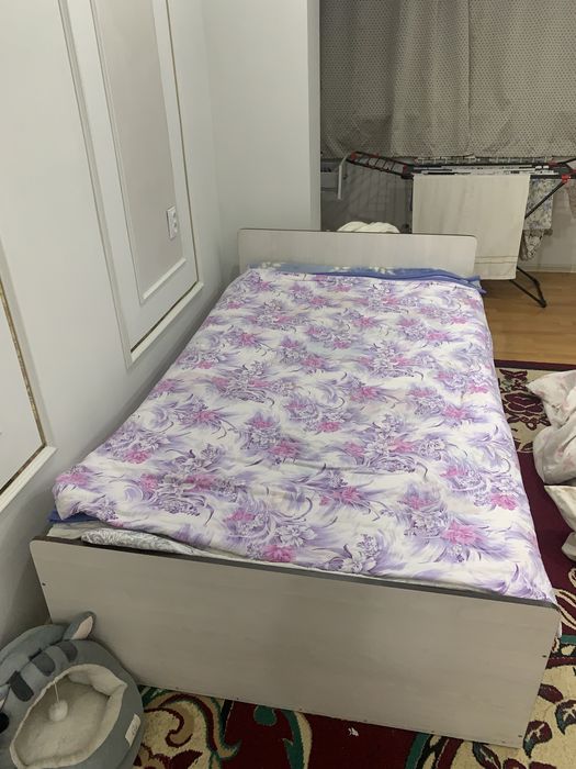 Кровать полуторка