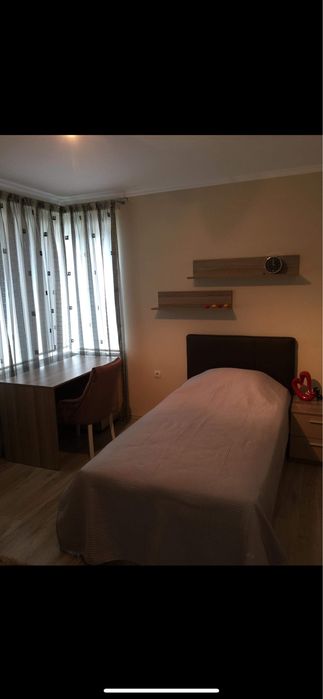 Дава се под наем Тристаен апартамент в Русе, Дружба 1 - 100 кв.м за 510 € - Снимка #9