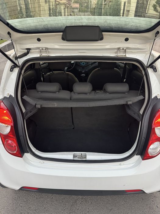 Продается Chevrolet Spark 2015 года, в хорошом состоянии