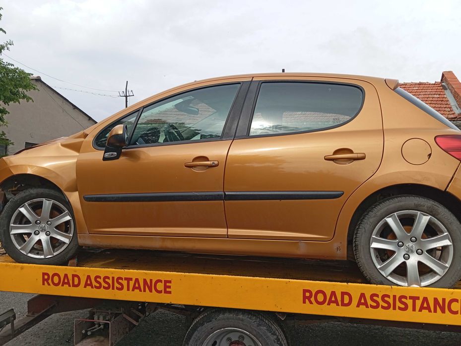 Пежо 207 1.6дизел на части