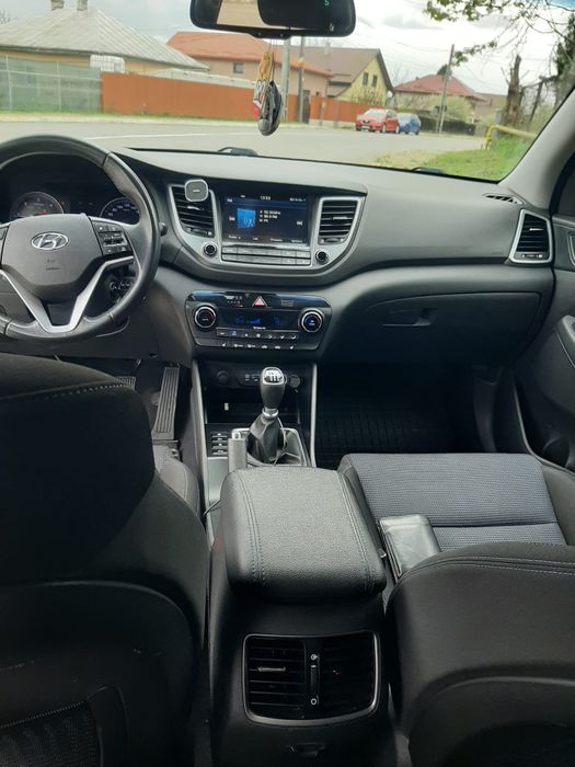 Hyundai Tucson  2.0.2016