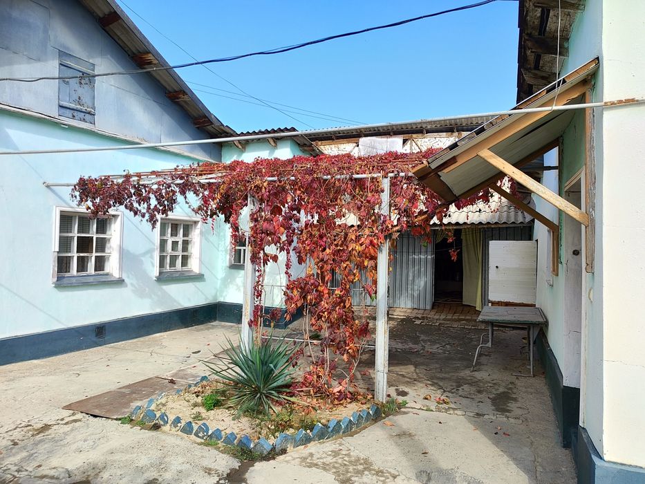 Уй сотилади! Продаётся дом! 9 сот. 49500$