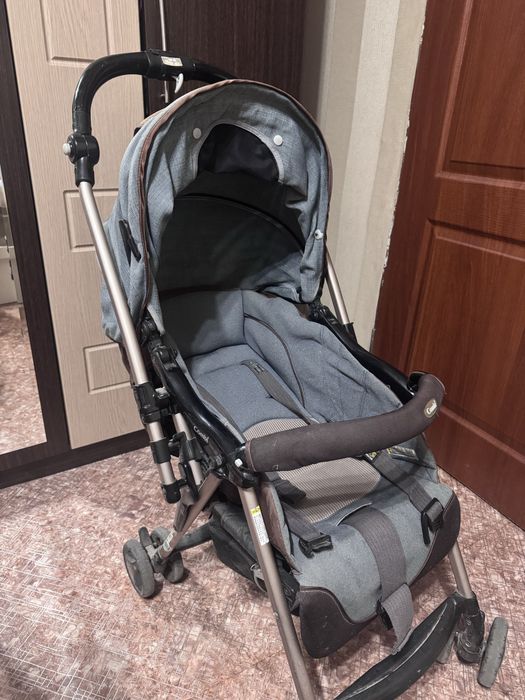 Прогулочная коляска Combi