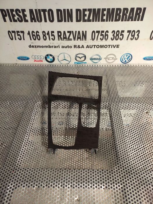 Ornament Trim Consola Centrala Bmw Seria 7 F01 F02 F03 F04 Volan Stanga Lemn Mahon Dezmembrez Bmw S