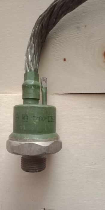 Продам  автоматы