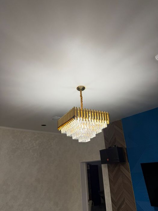 Люстра сатылады. Золото.