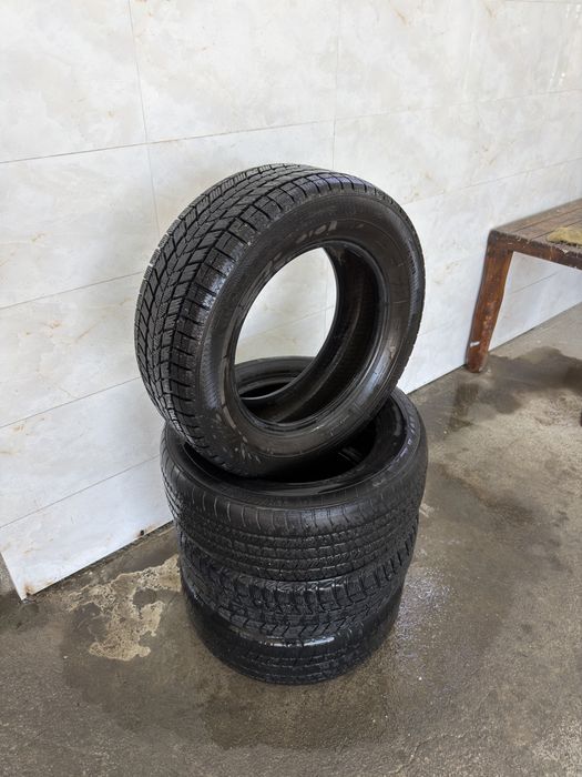 225/60/16 Goodyear