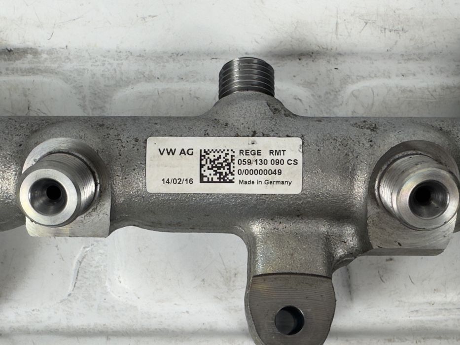 Рейл AUDI 3.0TDI 059130090CS 057130764AM