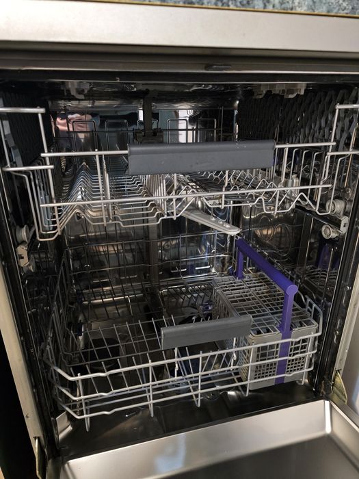 Masina de spalat vase Beko