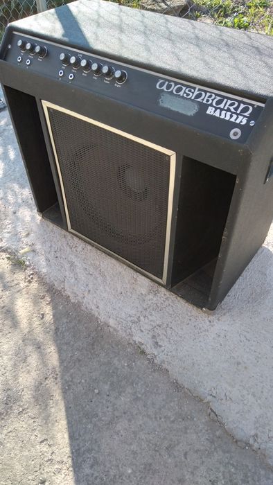 Кубе за китара и бас Wachburn