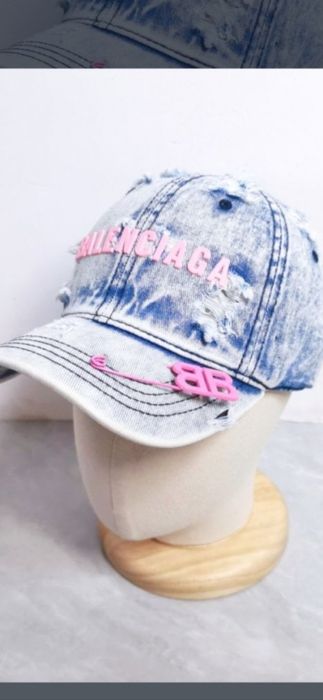 Șapcă Balen*iaga, model 2026, 8 modele, preț fix, 10 ron prin posta ro