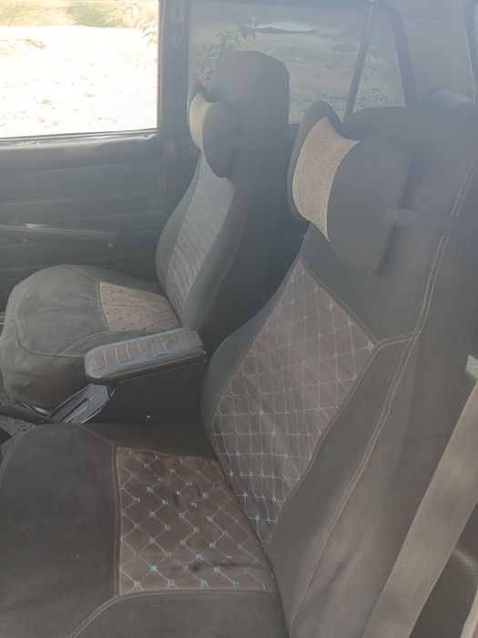 Lada Vaz 2106 sotiladi