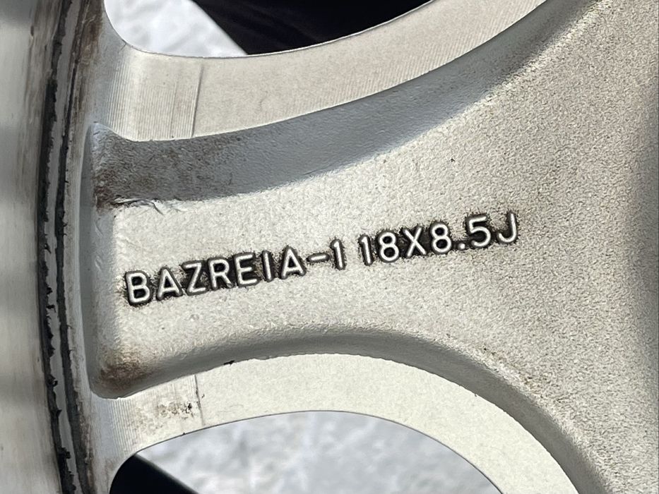 Cranze Bazreia R18