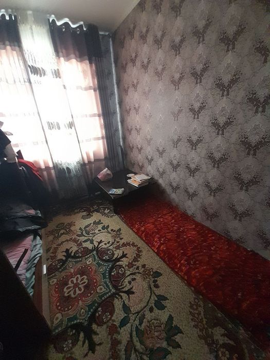 Навоий эски шахаридан кредити бор 3 хонали кв сотилади