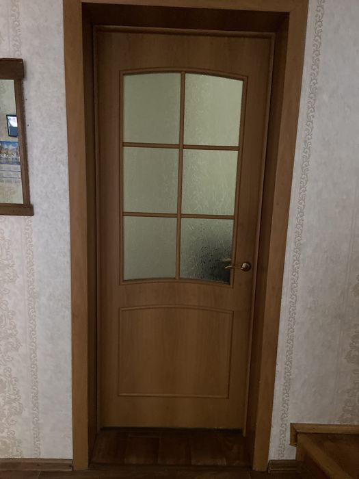 Продам двери межкомнатные