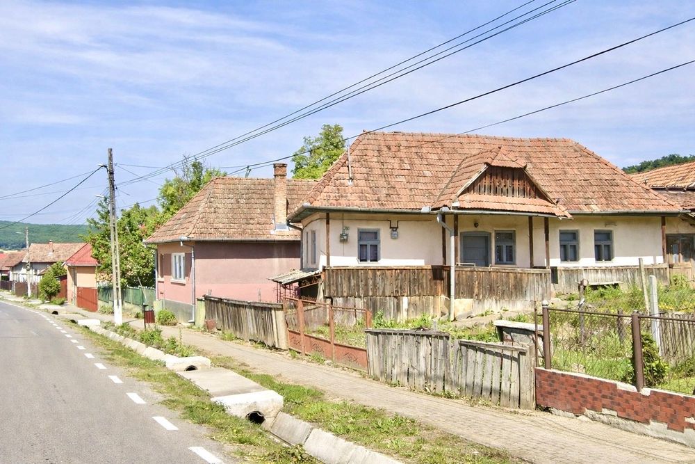Casa si teren de vanzare in Corunca-Jud Mures