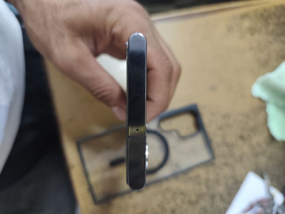 Sotiladi samsung s22 ultra 12/256gb Vietnam