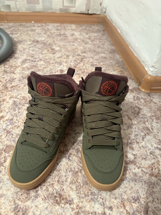 Адидас хупс.