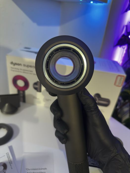 Uscator de par Dyson