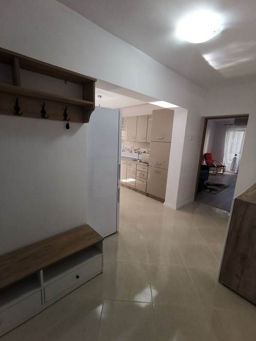 Chirie apartament 3 camere