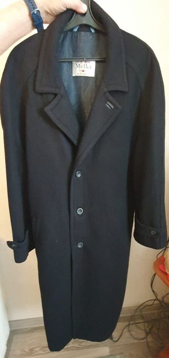 Продаю пальто почти новое