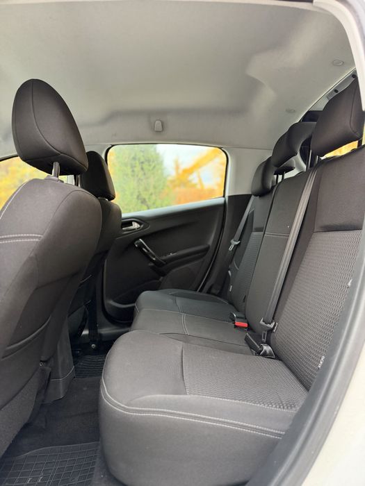 Peugeot 208 Facelift Allure 06.2017 Carplay Navigatie 1.6 Blue Euro 6
