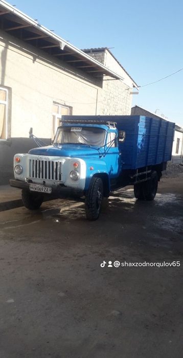 Gaz 53 sotiladi srochni