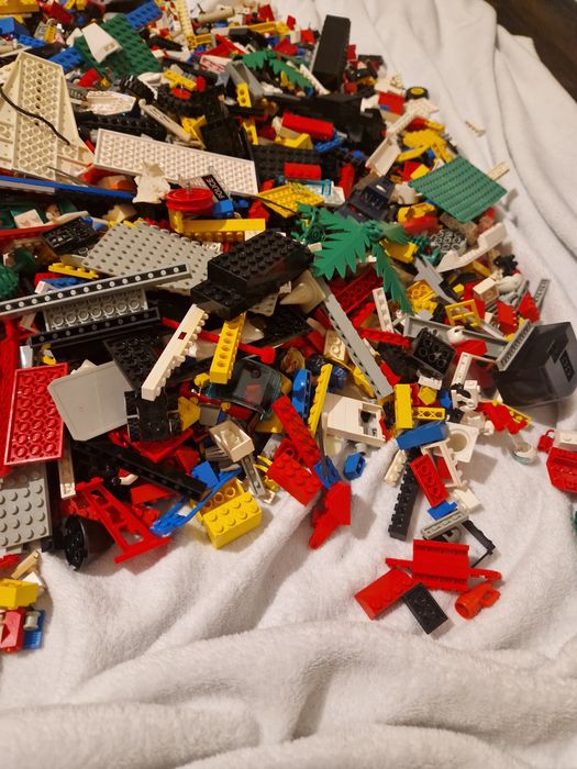 Piese lego pentru completări