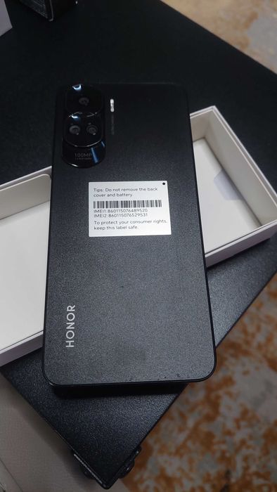 Vand telefon Honor 90 Lite 5G, folosit