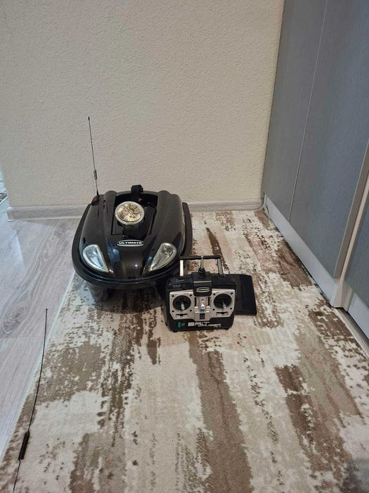 Лодка за захранка