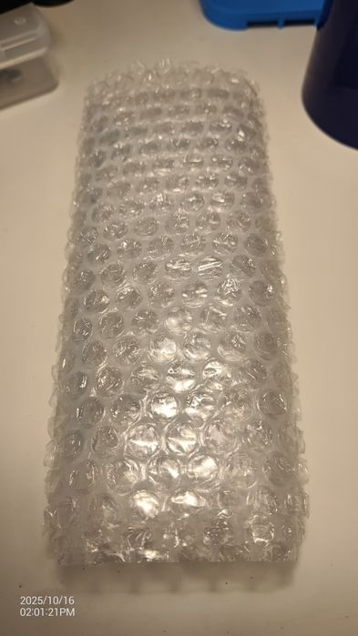 Ecran original Iphone 16 Pro, reconditionat, cu o pata.