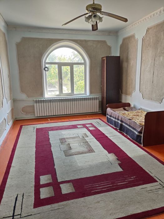 Үлкен үй сатылады