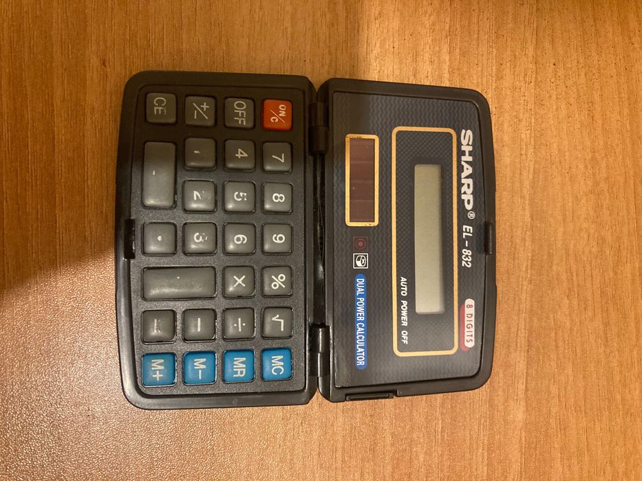 Калкулатори Casio и Sharp цена за двата