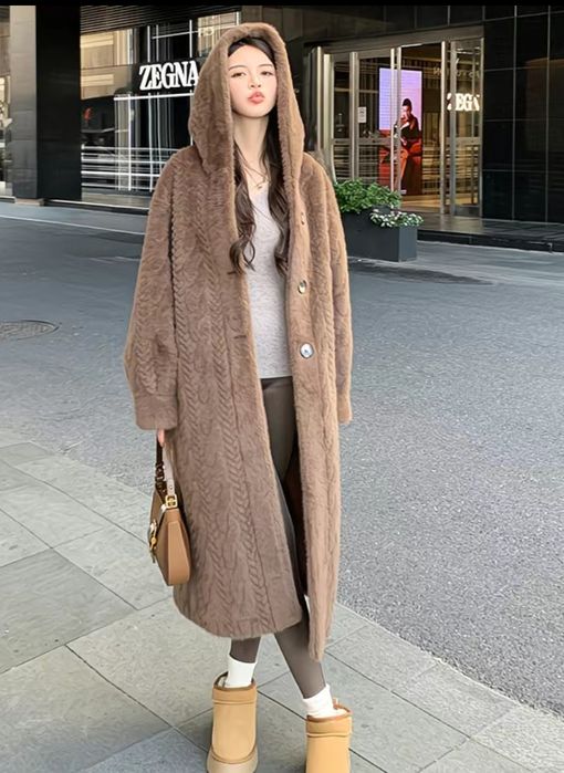 Пальто норка 17000