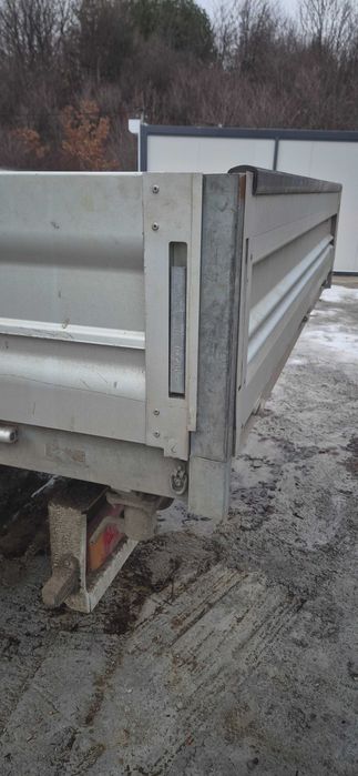 Самосвал , Самосвална уредба