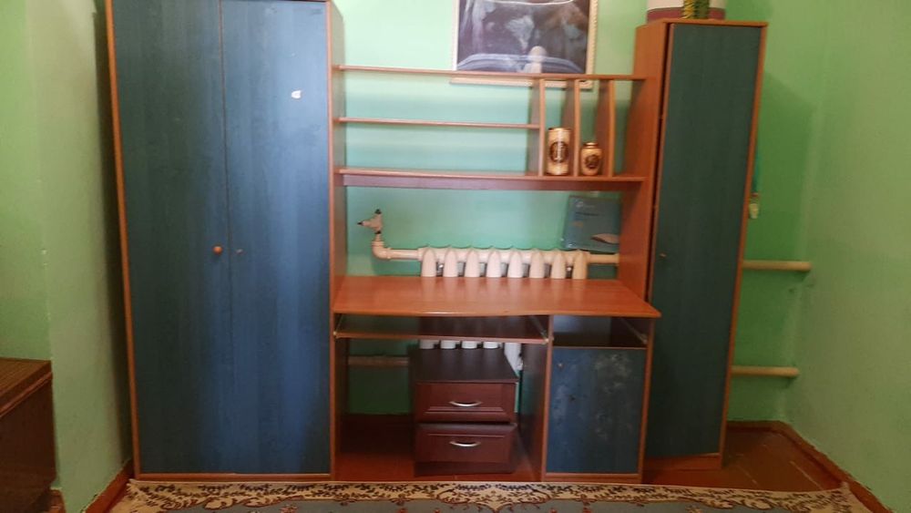 Детский уголок.шифонер