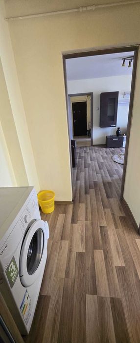 Inchiriez apartament  Rovine renovat centrala termica aer conditionat